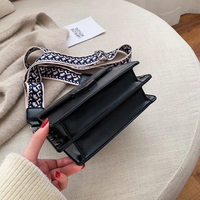 PU Lady Messenger Bag Women Shoulder Bag Girl Hand Bag Metal Button Lipstick Bag