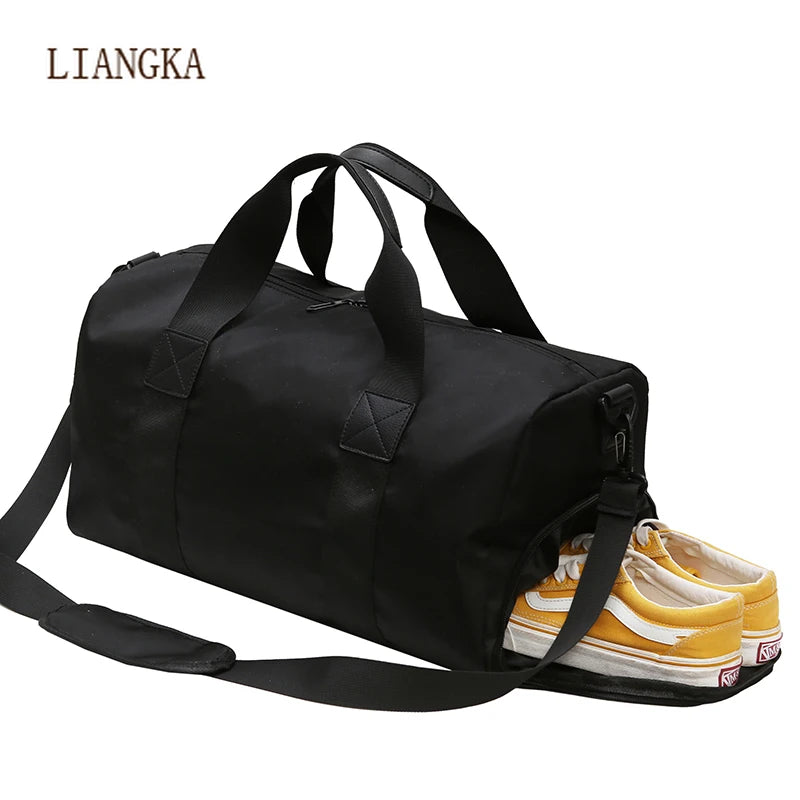 Waterproof Light Travel Bag Large Capacity Zipper Luggage Bag