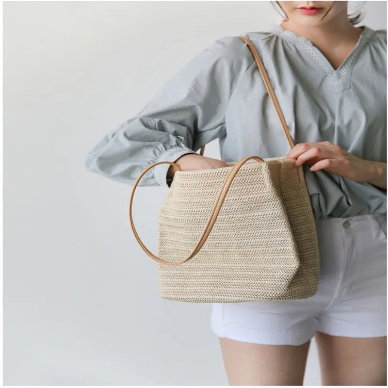 Women's Straw Bag Casual Woven Single Shoulder Bucket Bag