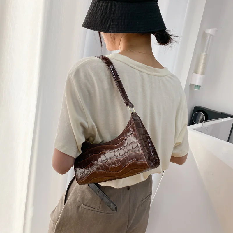 Casual Women Totes Shoulder Bags Shopping Bag Retro Female Leather Solid Chain H