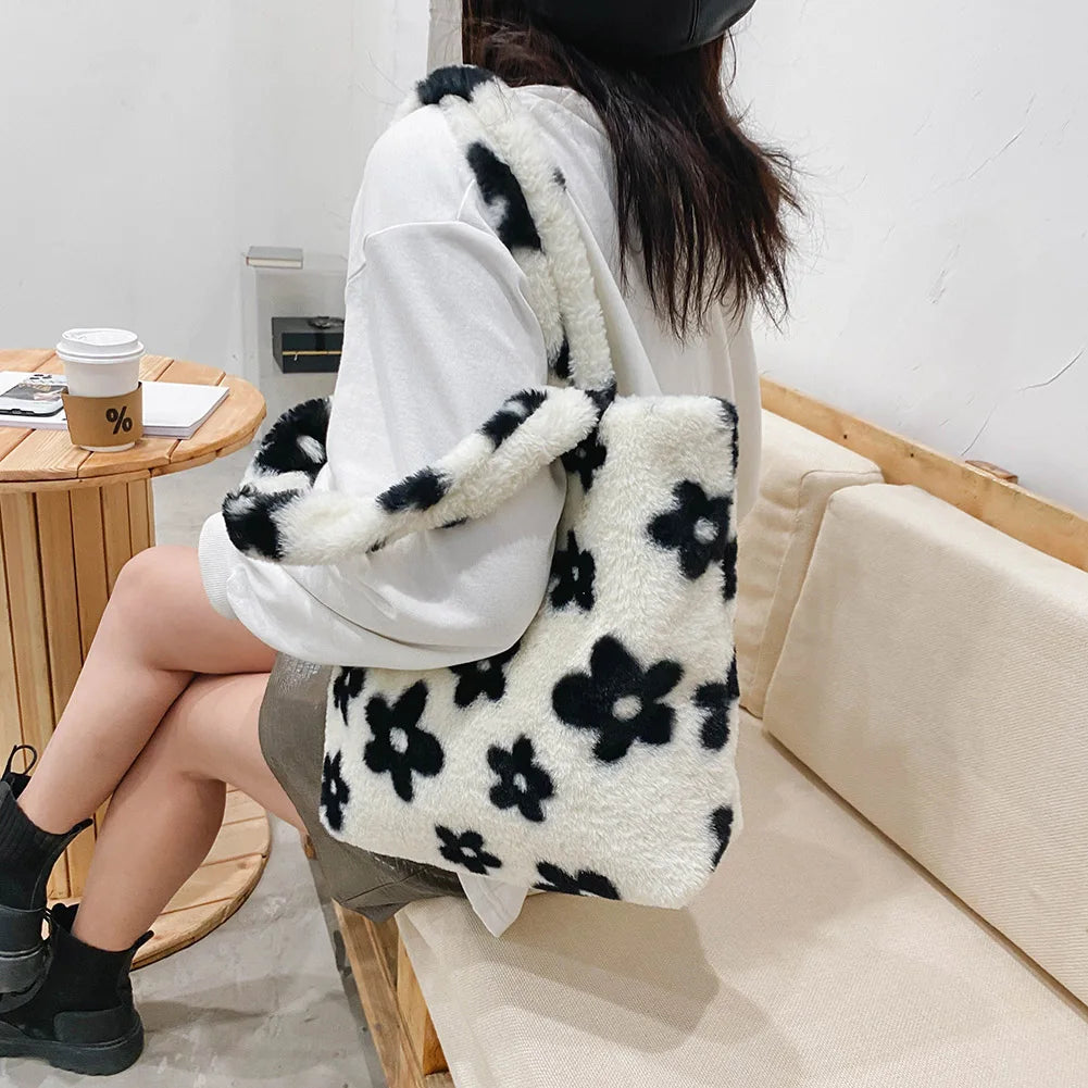 Women Flower Pattern Shoulder Bags Winter Plush Underarm Bags Faux Fur Handbag