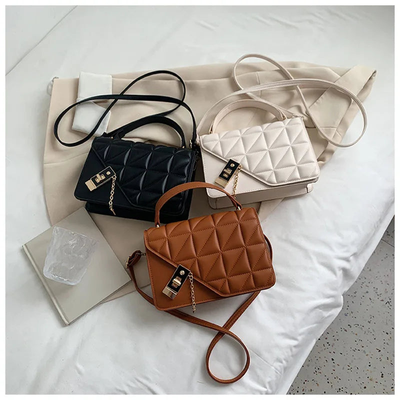 Rhombus Chain Lock Shoulder Bag Small Square Bag