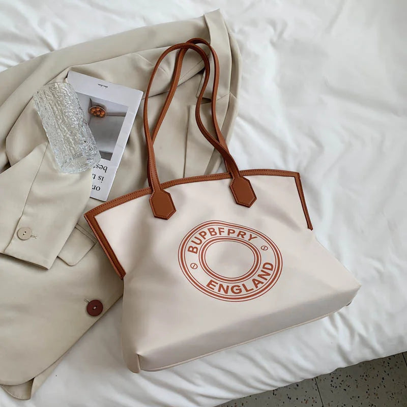 Large-Capacity Canvas Shoulder Bag for Fashionable Literary Fans