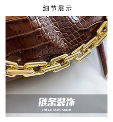 Retro Women Dumplings Messenger Bag Chain Cloud Female Crossbody Shoulder Bag