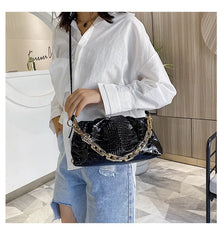 Retro Women Dumplings Messenger Bag Chain Cloud Female Crossbody Shoulder Bag