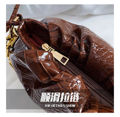 Retro Women Dumplings Messenger Bag Chain Cloud Female Crossbody Shoulder Bag