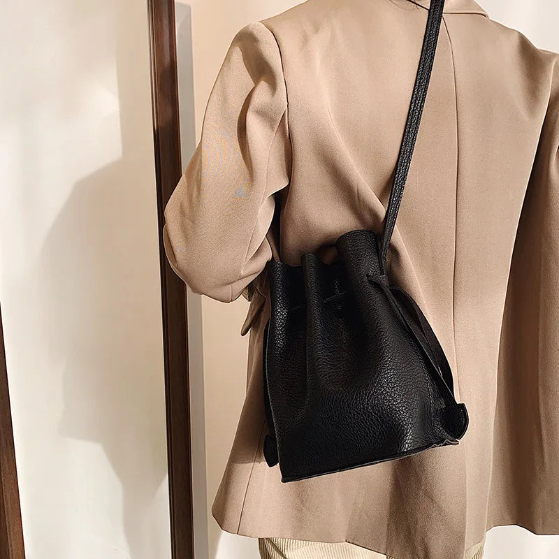 Vintage Soft PU Leather Bucket Crossbody Bag for Women Handbag Clutch