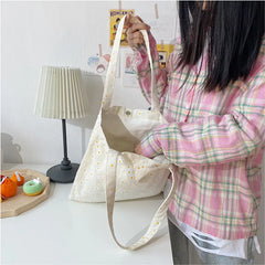 Casual Canvas Shoulder Bag with Large Capacity Embossed Daisy Handbag