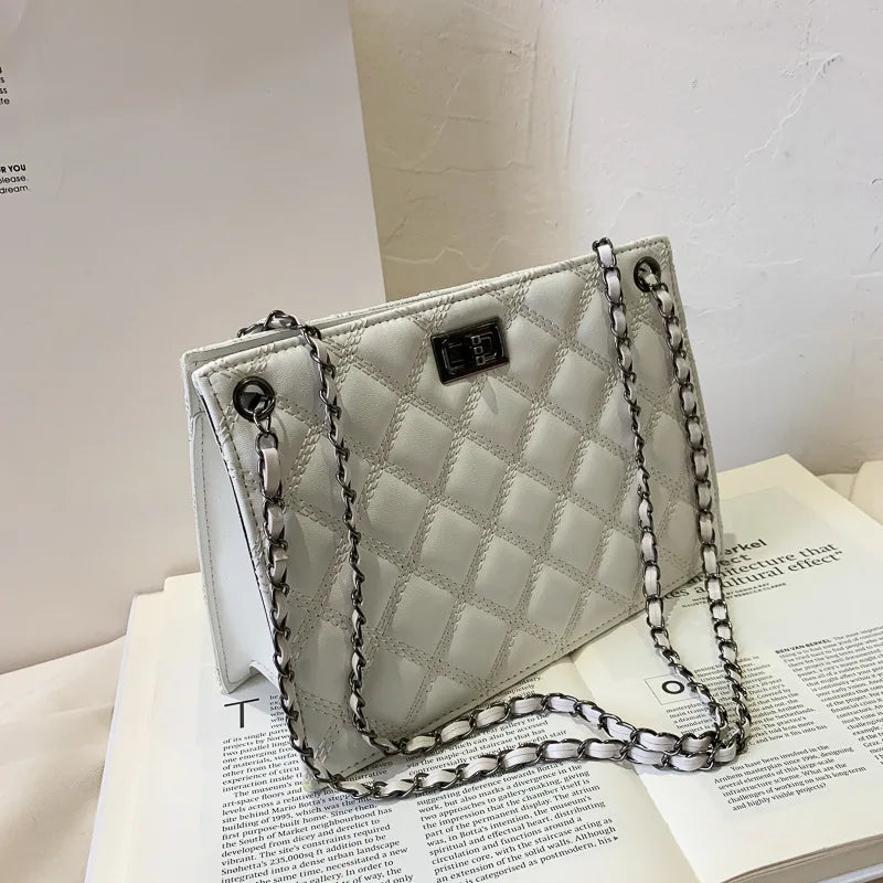 Chain Mini Bag Women Handbag Ins Purses Crossbody Bag Casual Shoulder Bag