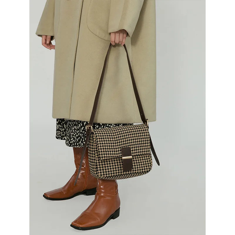 Women Lattice Shoulder Crossbody Bag Portable Clutch Tide