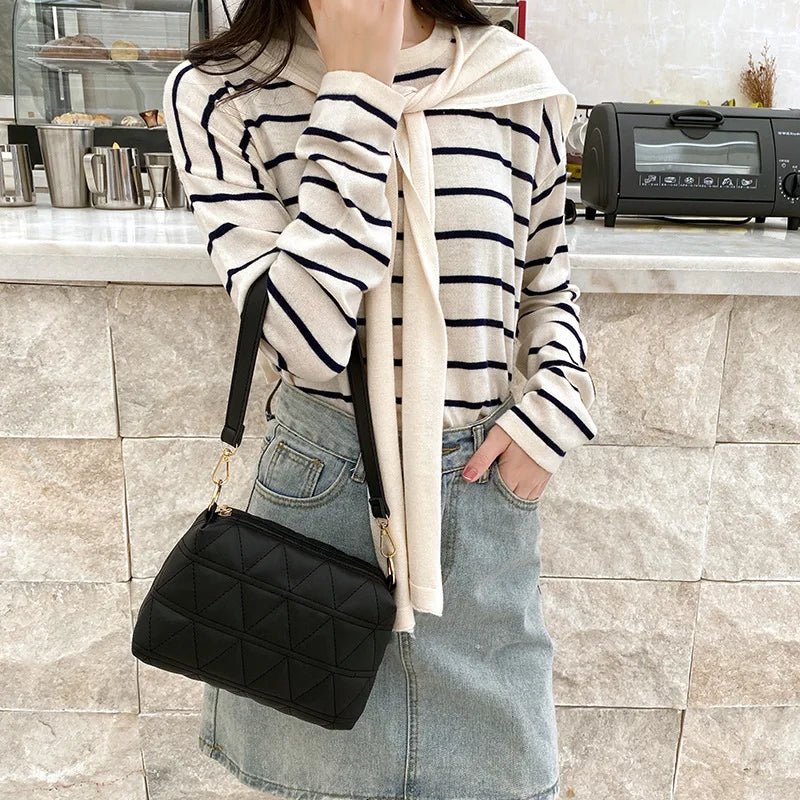 Embroidered Bag Rhombic Chain Shoulder Messenger Bag