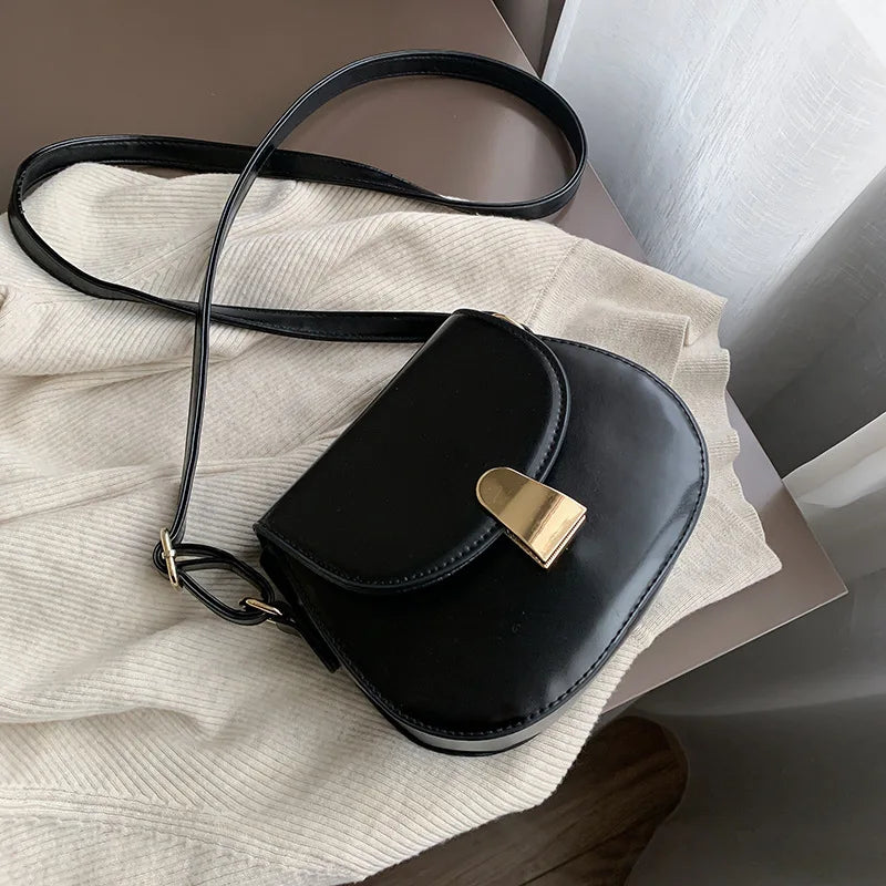 Female Bag Casual Lock Saddle Bag Shoulder Messenger Bag Retro Style