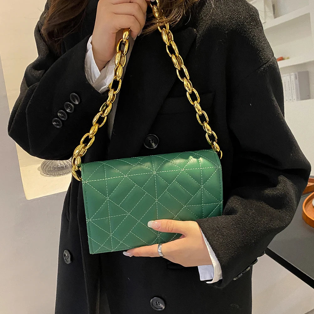 Quilted Chain Shoulder Bag Metal Thick Chain Purses Clutch Handbag