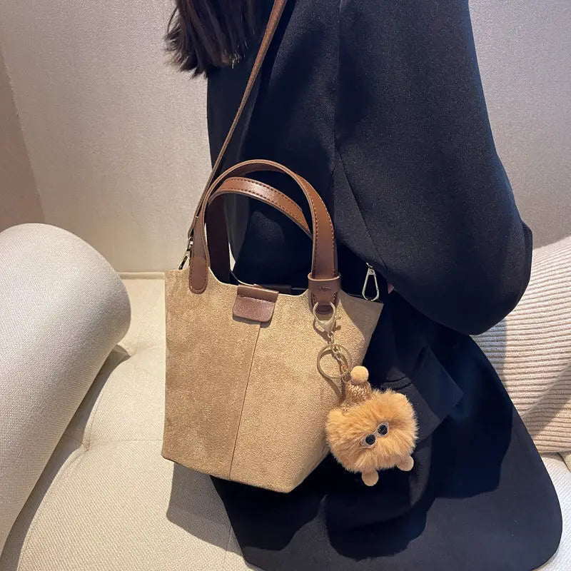 Large Capacity Shoulder Messenger Bag for Autumn and Winter