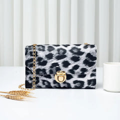 Western Style Chain Shoulder Messenger Bag