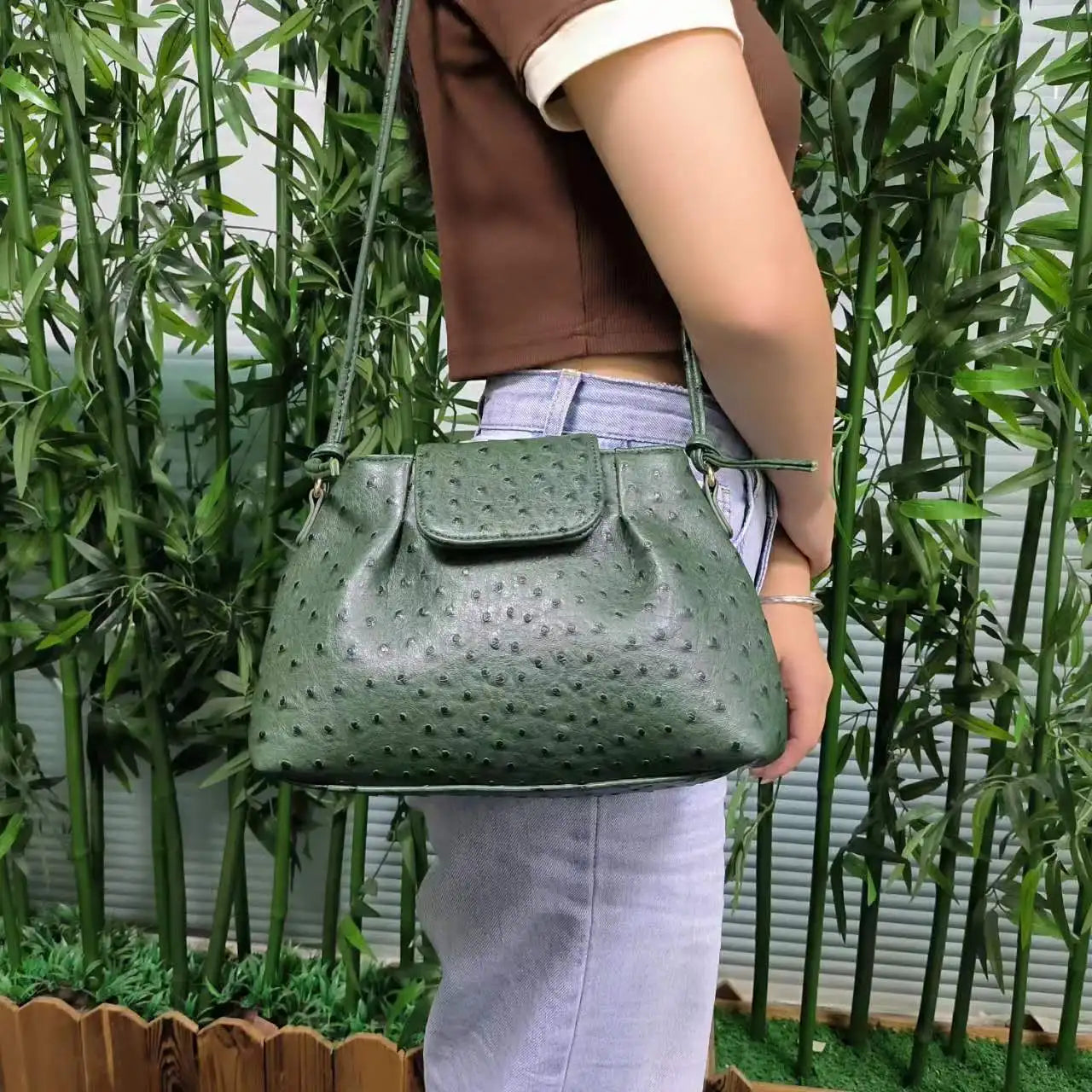 Crocodile Bag Hobo Cloud Shoulder Bag Lady Handbag for Autumn and Winter