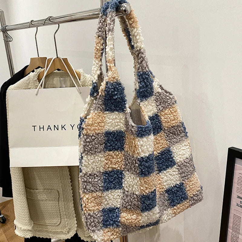 Winter Plush Bucket Bag Warm & Windproof Portable Fashionable Small Bag