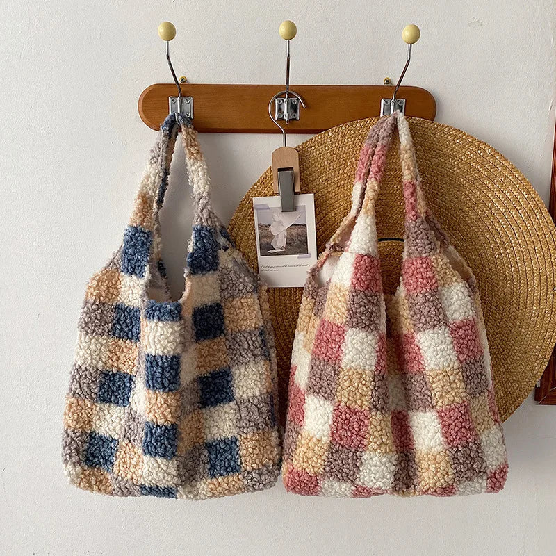 Winter Plush Bucket Bag Warm & Windproof Portable Fashionable Small Bag