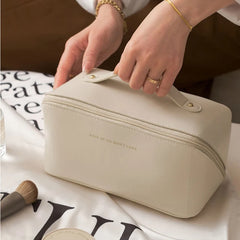 Women Cosmetic Bag Travel Cosmetics Pouch Bags Beauty Case For Makeup Artist