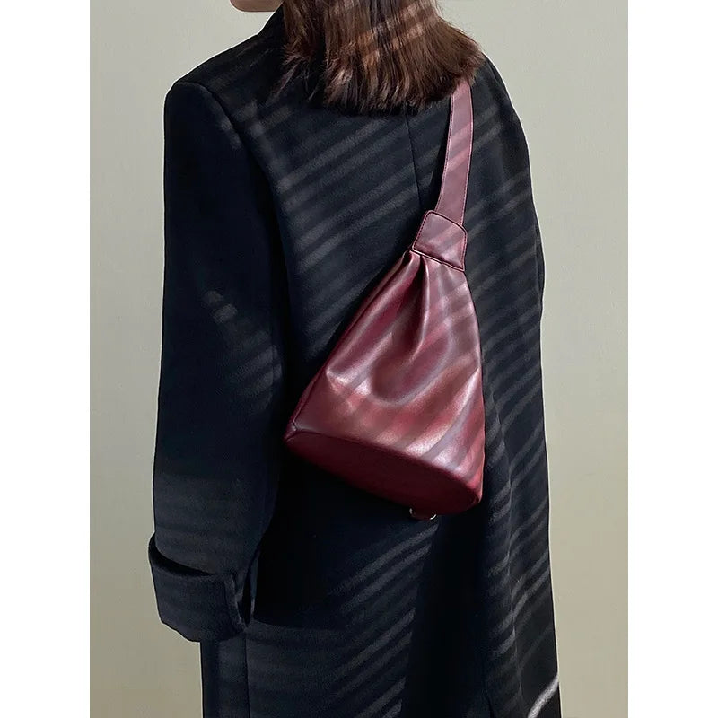 Stylish Slanted Chest Bag Artistic Bucket Bag