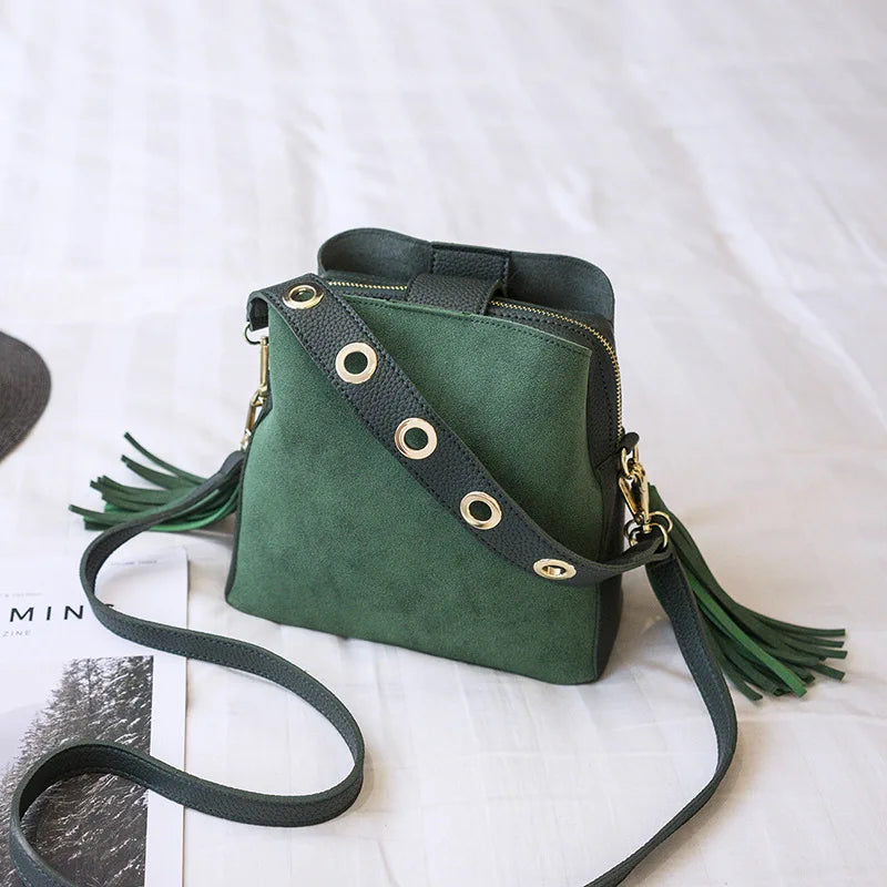 Ladies PU Bucket Bag Small Fringed Messenger Bag
