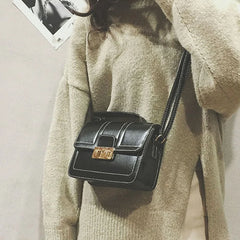 Oil Leather Women Bag Adjustable Shoulder Strap