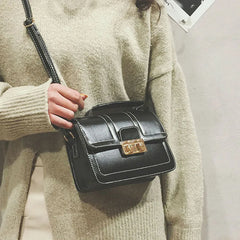 Oil Leather Women Bag Adjustable Shoulder Strap