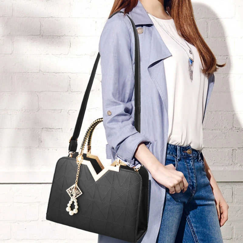 Metal Soft Bag Lady Shoulder Handbag Women Bag Crossbody Bags