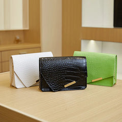 Chain Crossbody Bag PU Solid Purses Hasp Messenger Bag