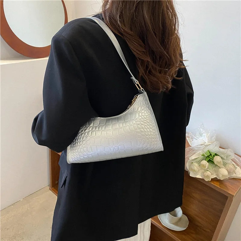 Retro Solid Shoulder Small Square Bag
