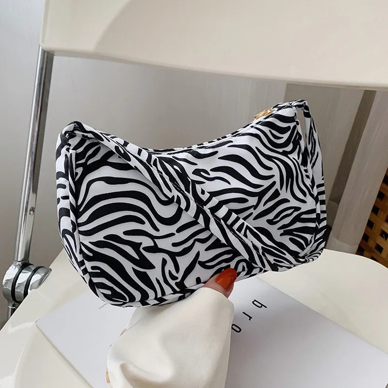 Retro Women Handbag Personalized Printed Underarm Shoulder Bag