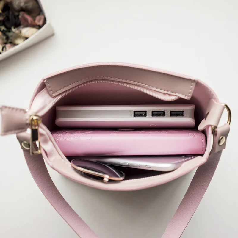 Retro Casual Shoulder Bag PU Three-dimensional Female Messenger Bag