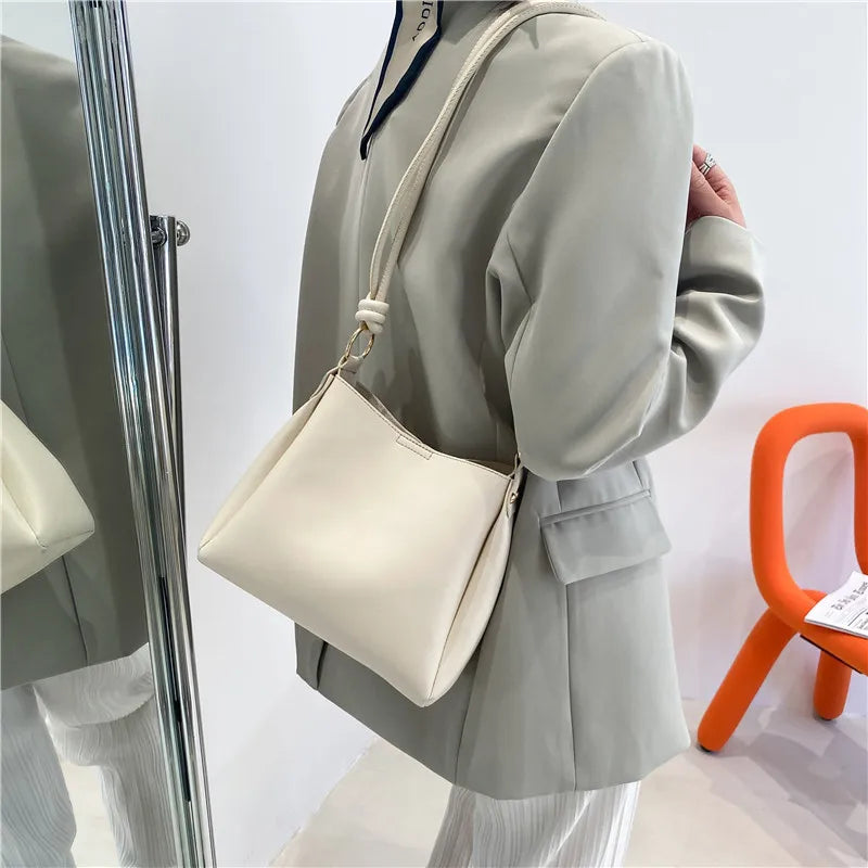 Women's Soft Leather Shoulder Bag with Large Capacity