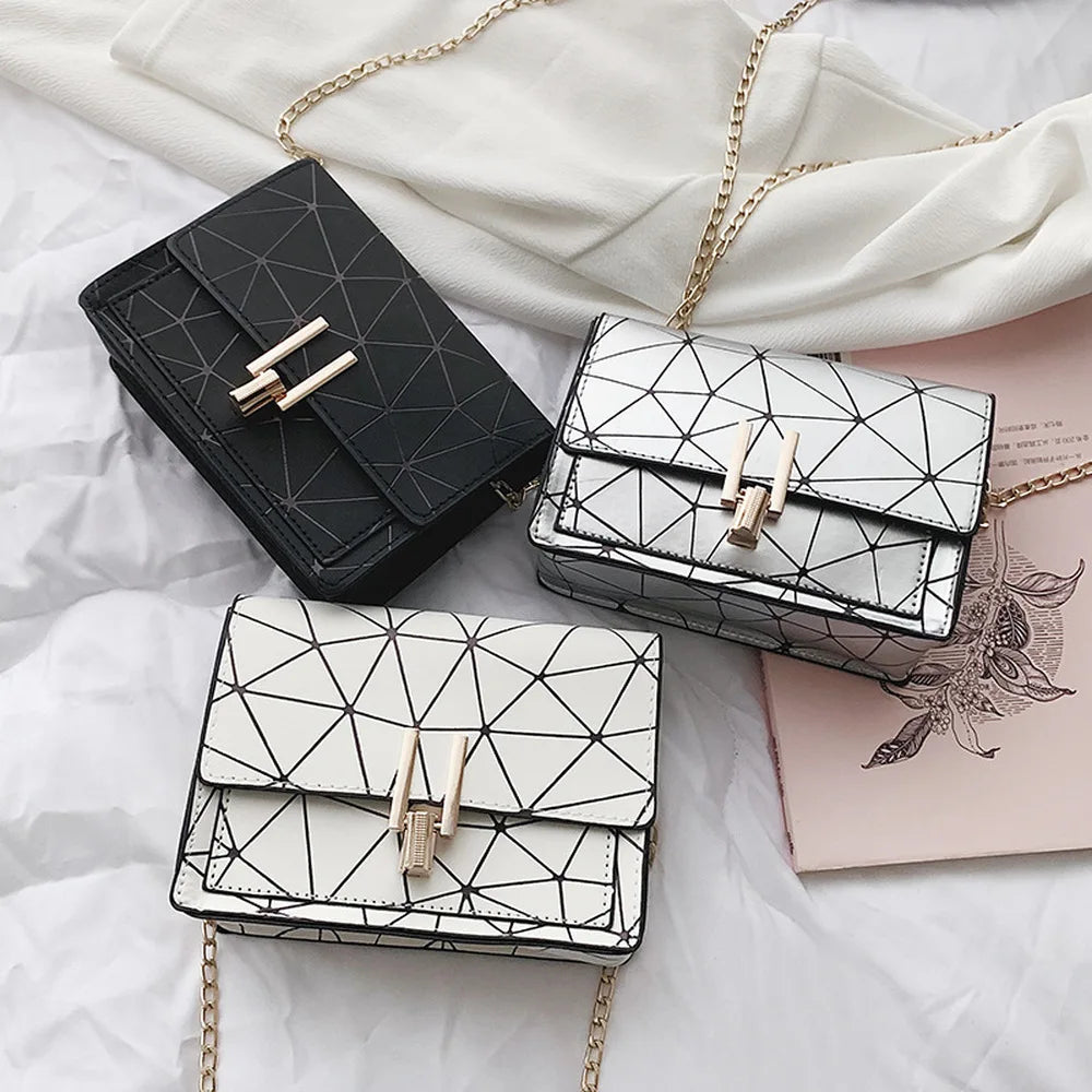 Summer Ladies Handbags Chains Mini Bag Women Messenger Bags Small Lock Flap Bag