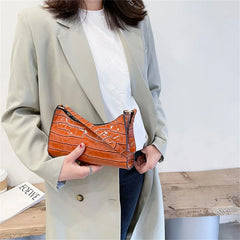 Fashionable European Style Underarm Bag for Daily Wear