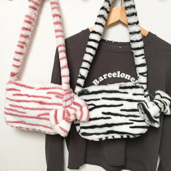 Animal Pattern Shoulder Bag Winter Plush Messenger Bag