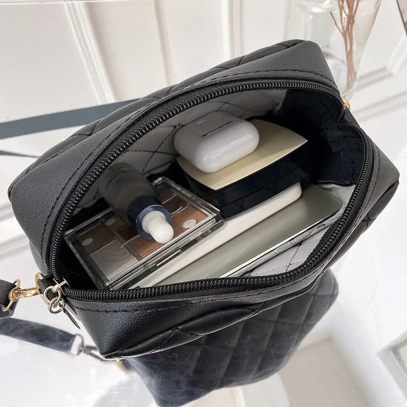 Embroidery Camera Shoulder Bag with Tassel Small Messenger Bag