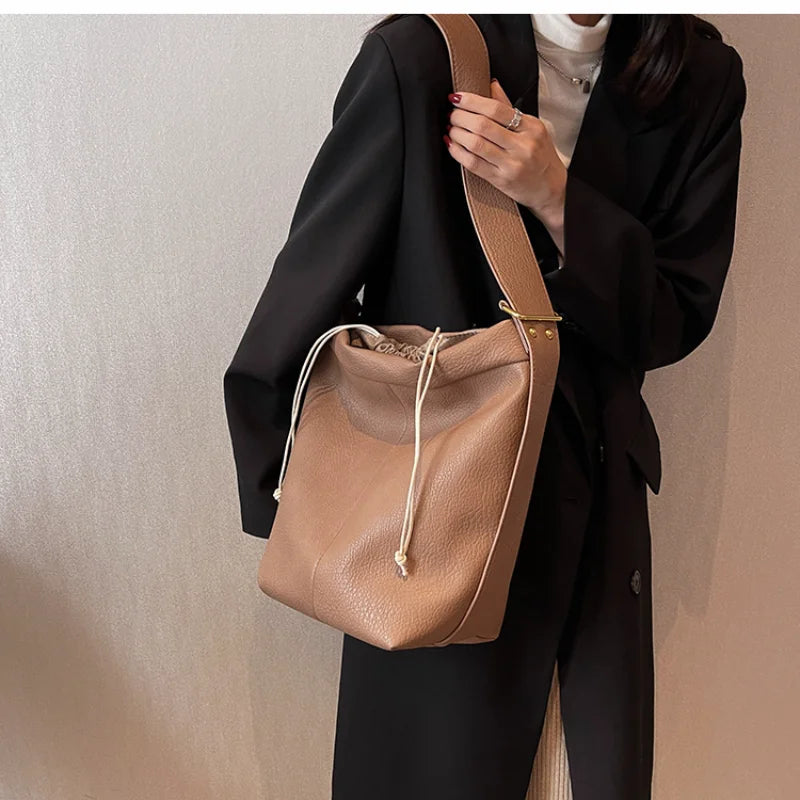 Winter Women PU Leather Shoulder Handbag Vintage Soft Surface Sac A Main