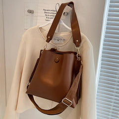 2022 Casual Commuter Shoulder Bag Large Capacity Women's Bag