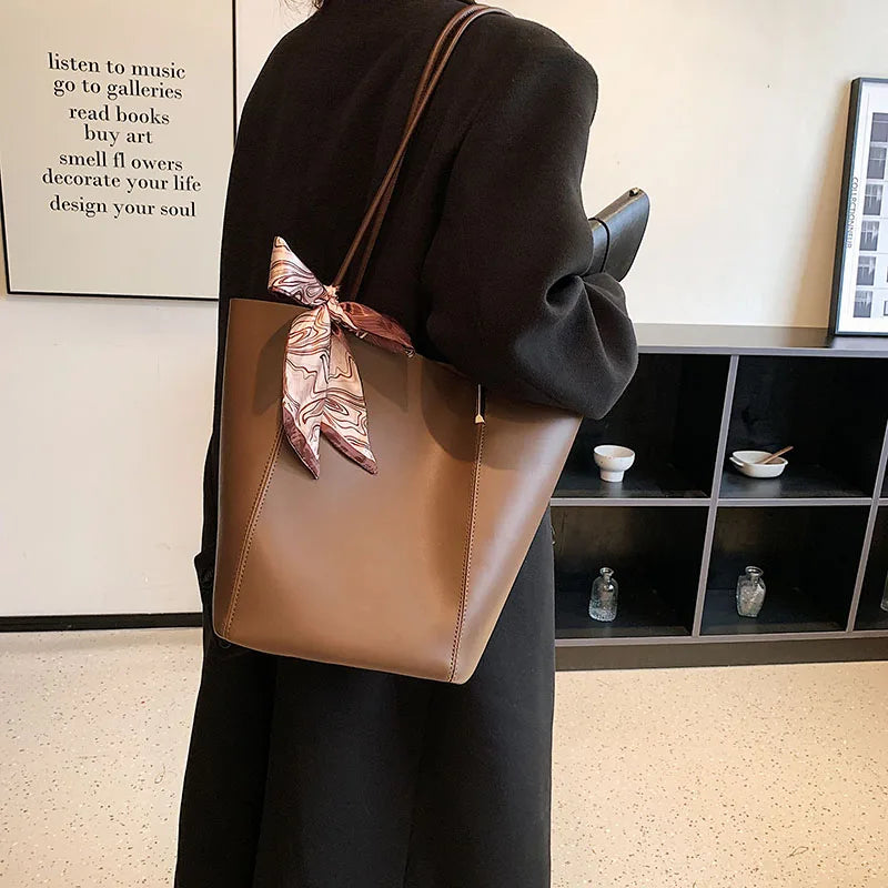 Women's Bucket Shoulder Bag with Big Pockets, PU Leather Tote