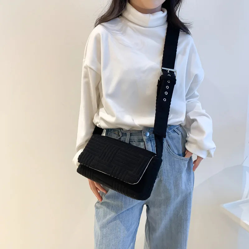 Women's Striped Shoulder Bag Soft Solid Cloud Quilted Underarm Bag