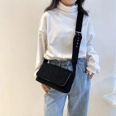 Women's Striped Shoulder Bag Soft Solid Cloud Quilted Underarm Bag