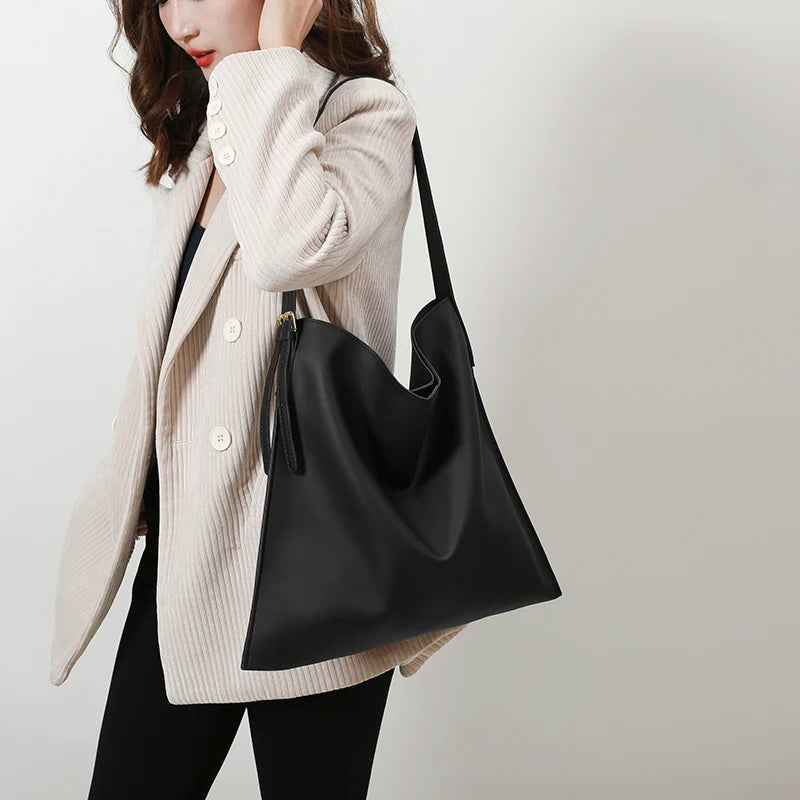 Fashionable PU Leather Women Bags High Capacity Tote Handbags