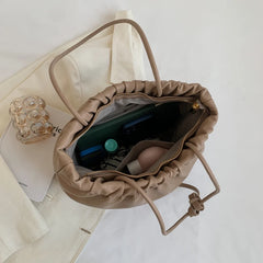 Fashionable Shoulder Bags for Work with Big Pockets