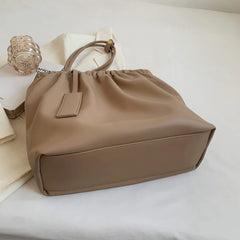 Fashionable Shoulder Bags for Work with Big Pockets