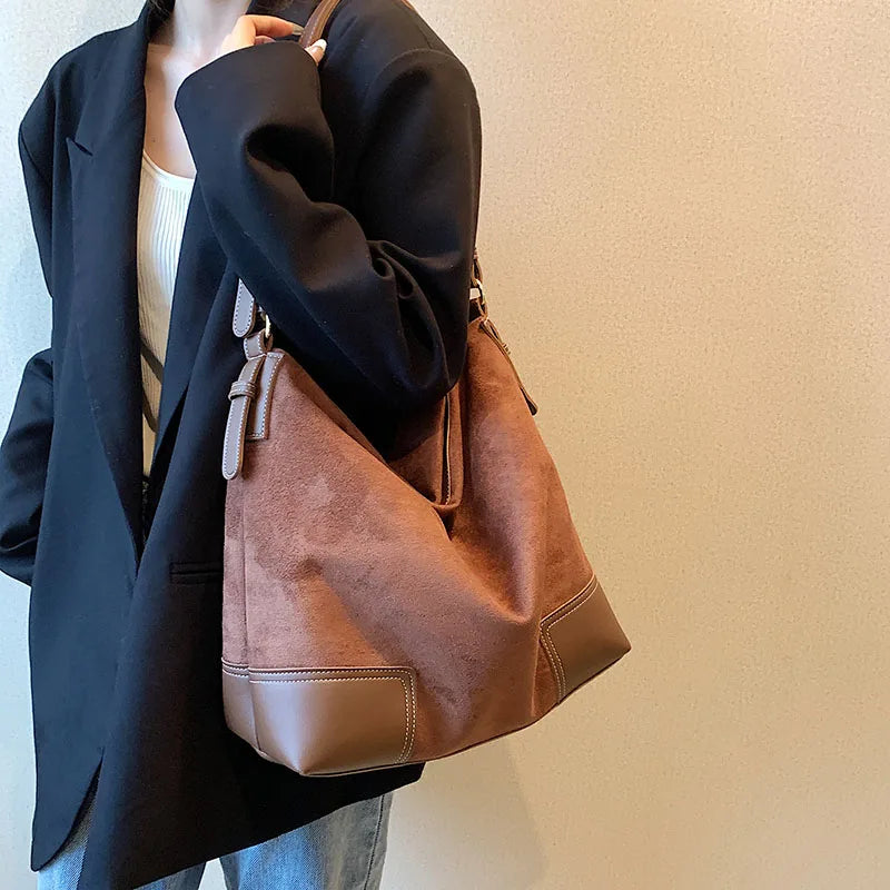 Fashionable Winter Shoulder Women Bags For Work Big Pockets