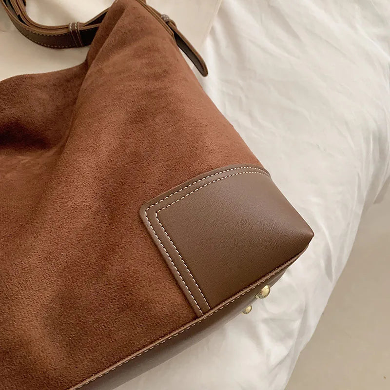 Fashionable Winter Shoulder Women Bags For Work Big Pockets