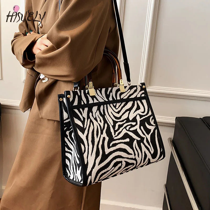 Leopard Pattern PU Leather Shoulder Bag for Women