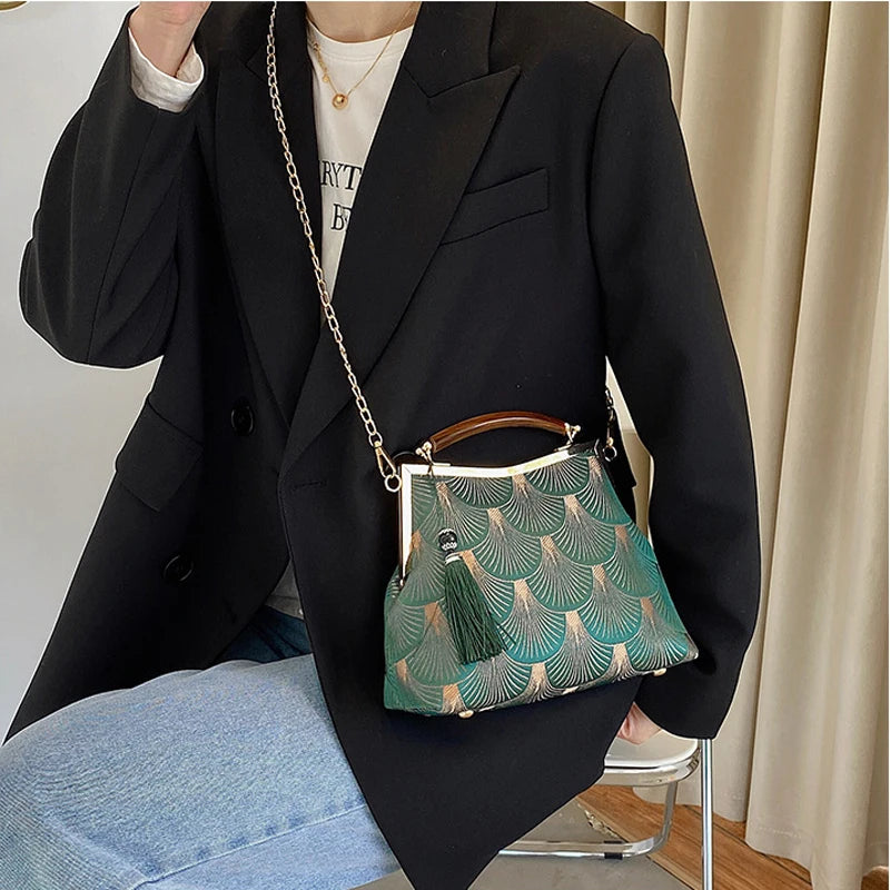 Floral Lock Shell Vintage Bag Fringe Chain Women Shoulder Crossbody