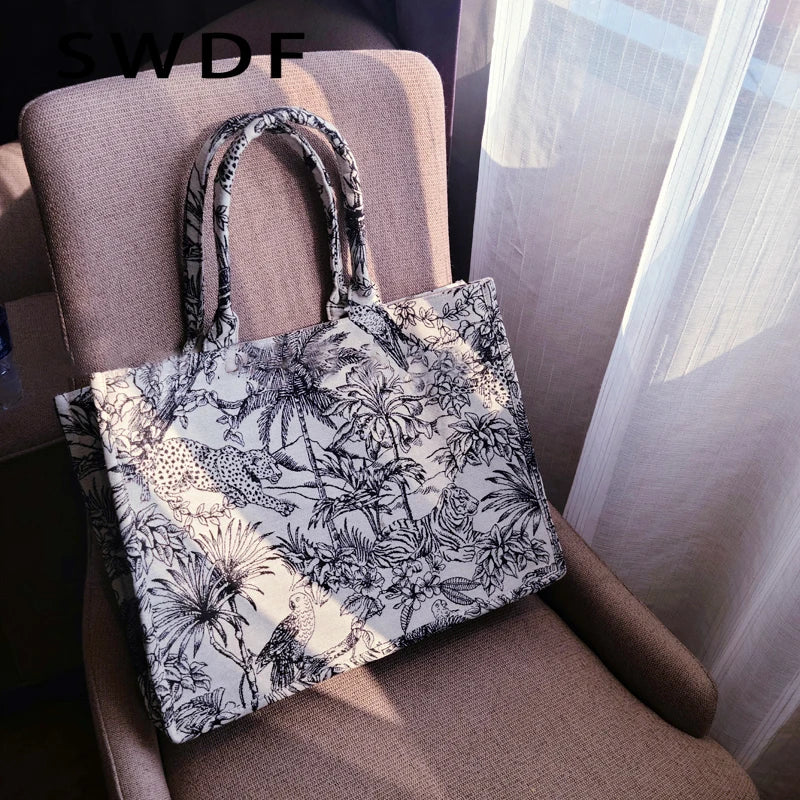 Jacquard Embroidery Canvas Tote Bag for Women